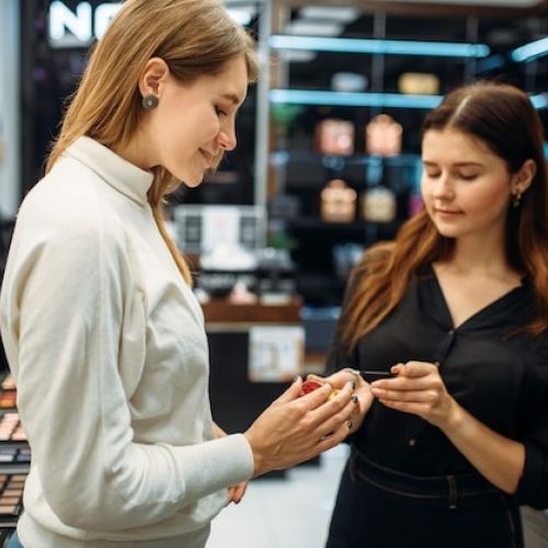 BÍ QUYẾT TƯ VẤN BÁN HÀNG MỸ PHẨM -  CHỐT ĐƠN KHÔNG HỀ KHÓ 