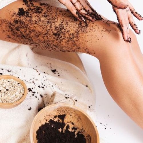 WHY YOU SHOULD EXFOLIATE YOUR SKIN