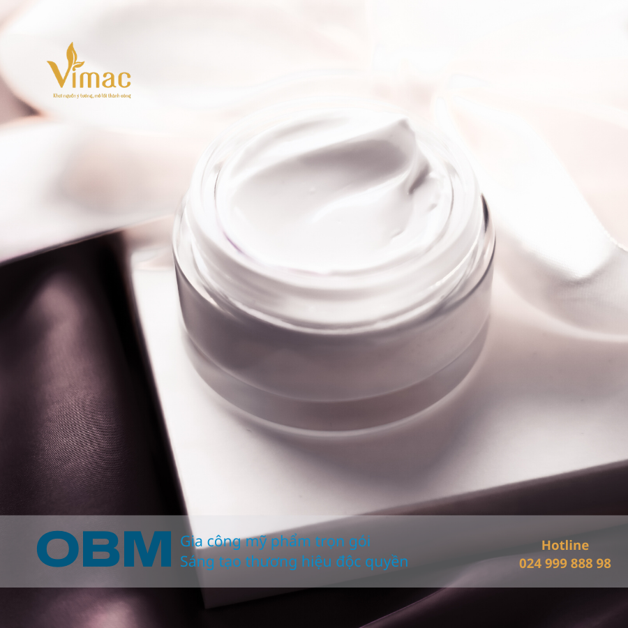 Gia công kem làm trắng da 1