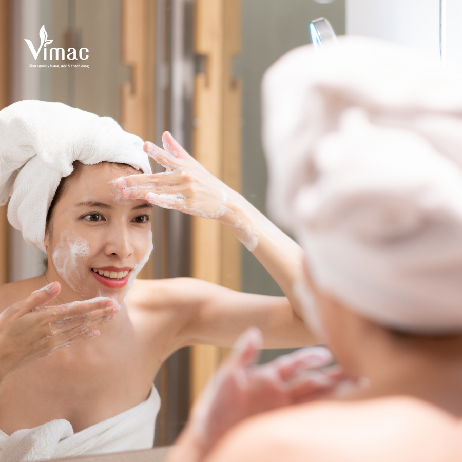 Tẩy da chết trước hay rửa mặt trước khi skin care (2)
